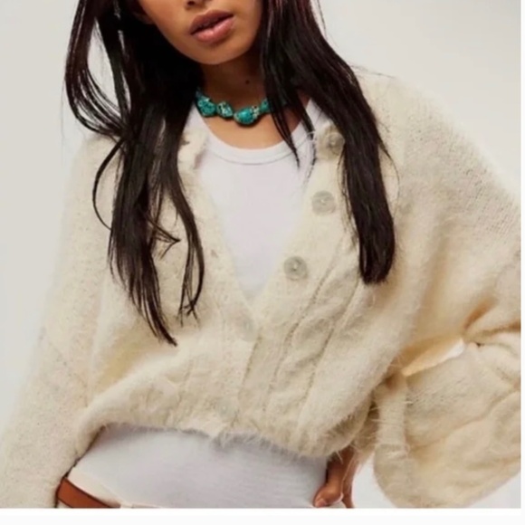 Free People Sweaters - Free People Willow Cardigan In medium